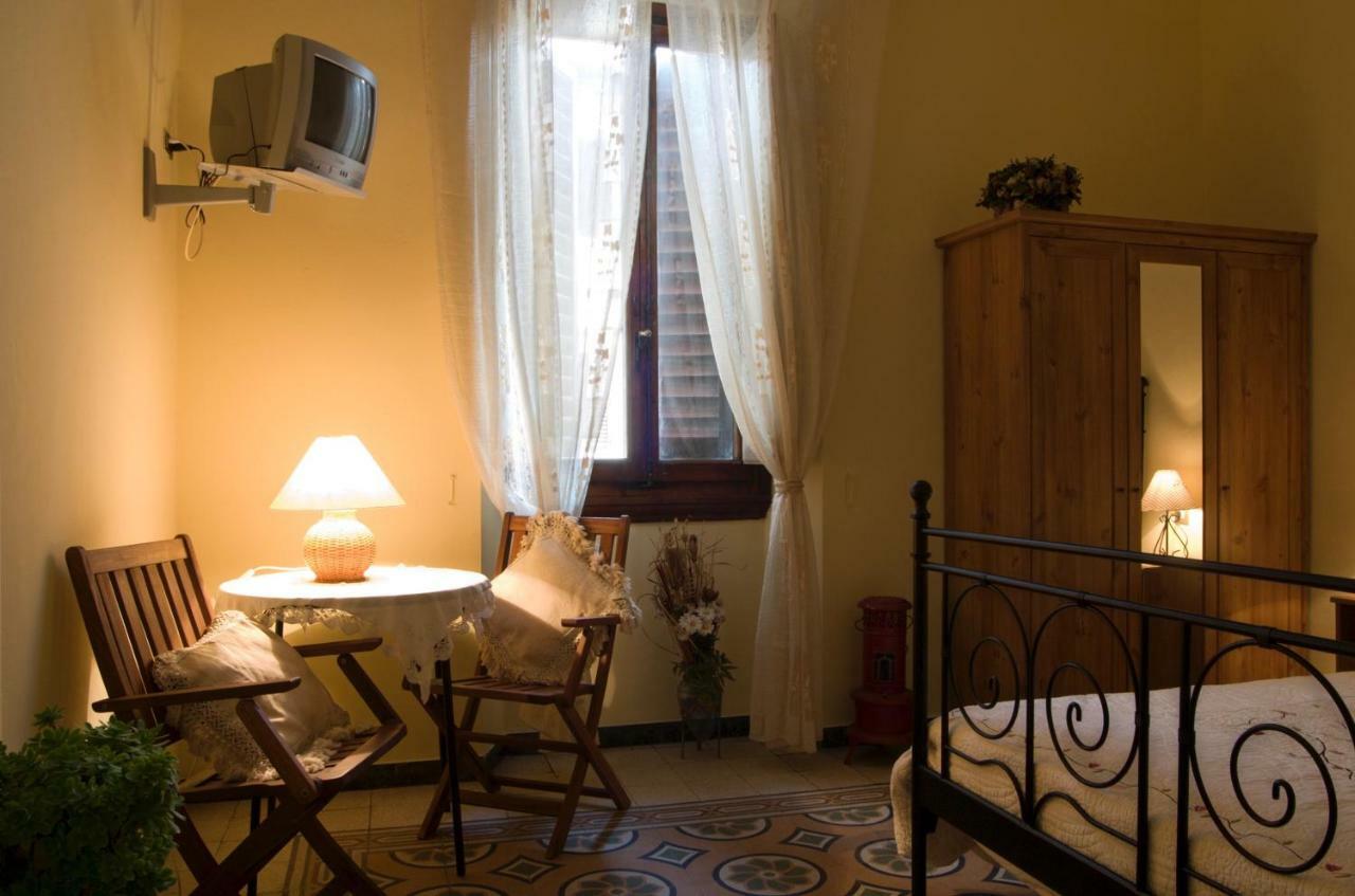 Il Giglio D'Oro Hotel Florence Exterior photo