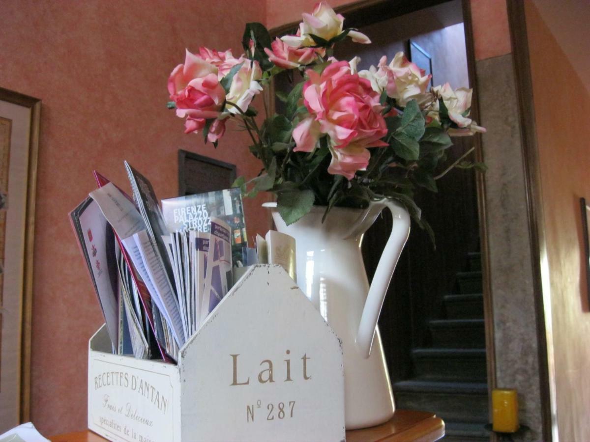 Il Giglio D'Oro Hotel Florence Exterior photo